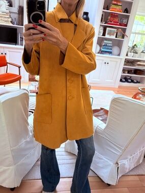 Lightweight spring coat